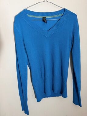 RARE Y2K Oxygen basic knit sweater v neck